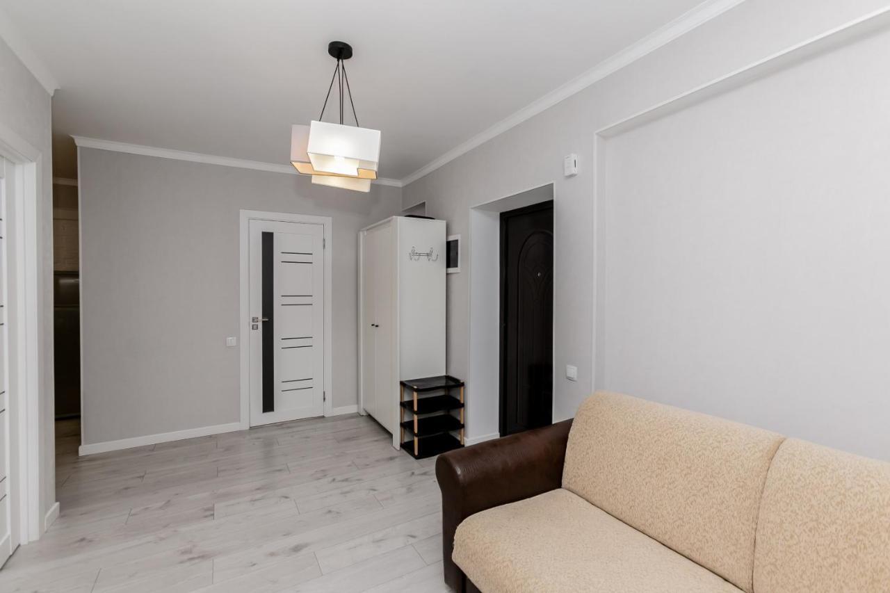 Apartament In Zona Centrala Si Parc Chisinau Exterior photo